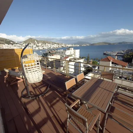 Royal Penthouse Apartment Sarande